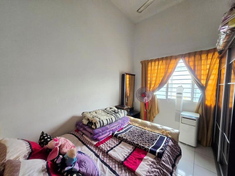 Rumah Teres 2-Tingkat untuk Dijual di Setia Ecohill (Semenyih) - Vivian Liong - Bedroom - PropertyGuru.com.my