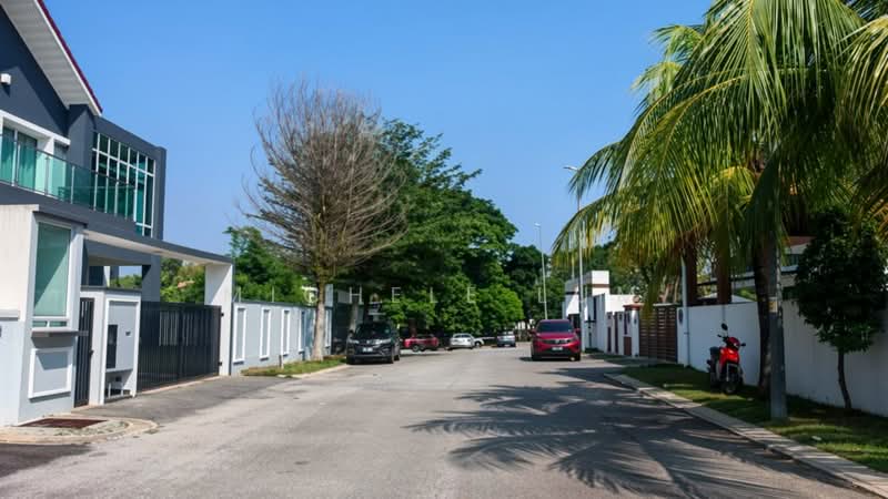 Bungalow House for Sale in Ukay Bistari (Ulu Kelang) - Michele Lum - Exterior - PropertyGuru.com.my