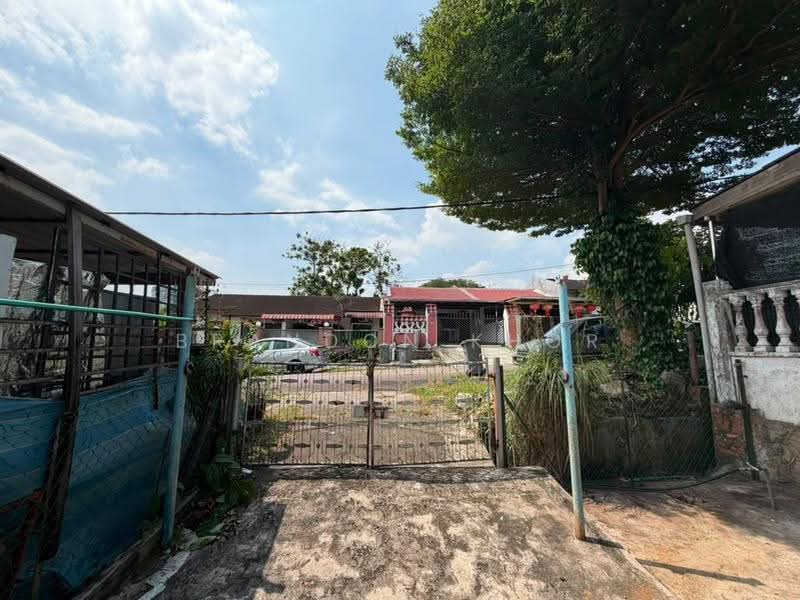 Rumah Teres 1-Tingkat untuk Dijual di Taman Abad (Johor Bahru) - Brandon Khor - PropertyGuru.com.my