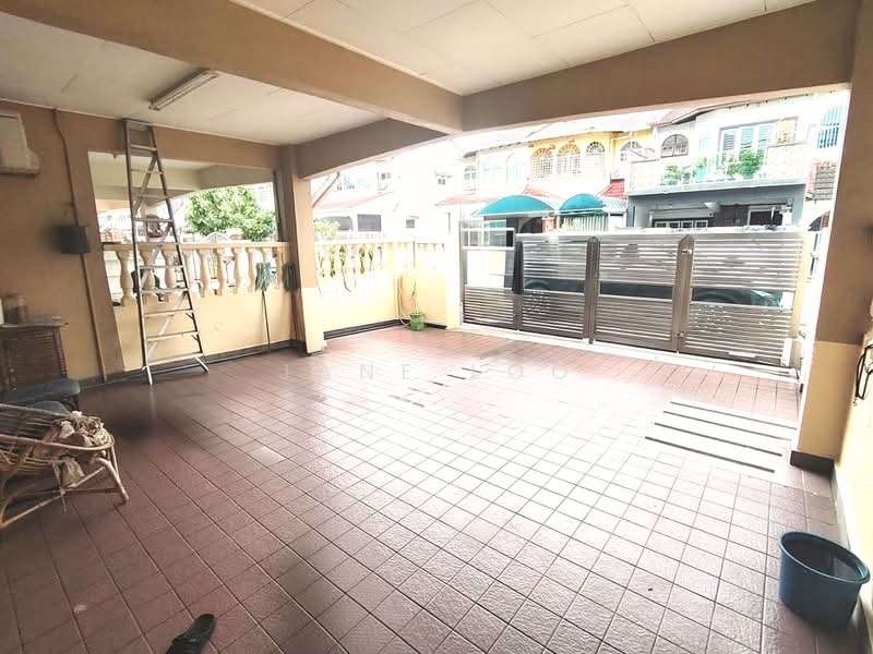 2-storey Terraced House for Sale in Serdang Raya (Seri Kembangan) - Jane Loo - PropertyGuru.com.my