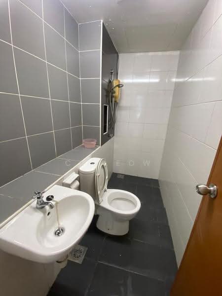 Service Residence for Rent at Sky Gardens Residences - Ck Leow - PropertyGuru.com.my