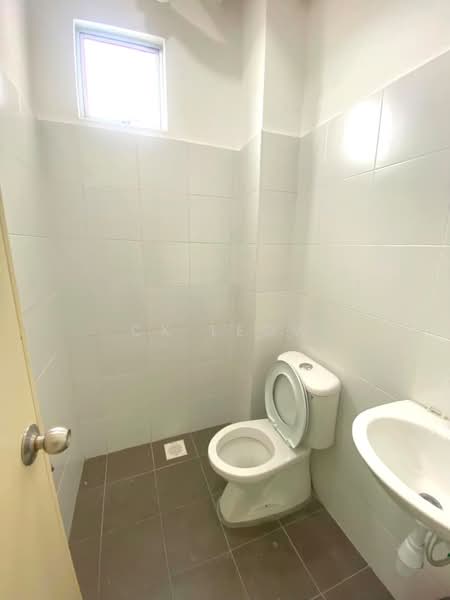 Pangsapuri untuk Disewa di Seri Molek Perdana - Ck Leow - PropertyGuru.com.my