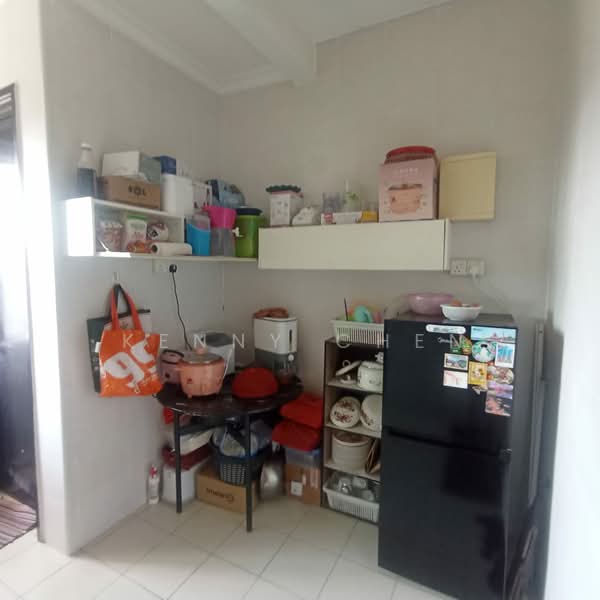 Townhouse for Sale in Bandar Tun Hussein Onn (Cheras) - Kenny Chen - Kitchen - PropertyGuru.com.my