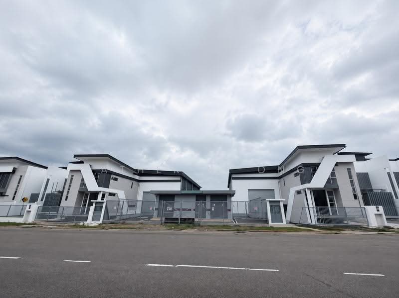 Factory for Rent in Bandar Putra Kulai (Kulai) - Catherine Ong - Exterior - PropertyGuru.com.my