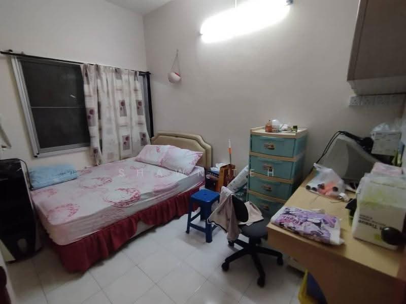 2-storey Terraced House for Sale in Bukit Baru (Melaka) - Shawn Teh - Bedroom - PropertyGuru.com.my