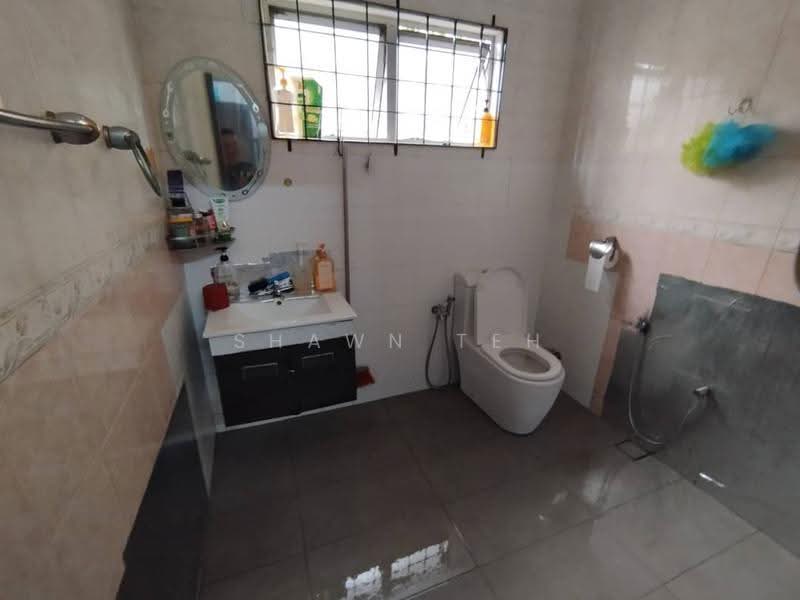2-storey Terraced House for Sale in Bukit Baru (Melaka) - Shawn Teh - Bathroom - PropertyGuru.com.my