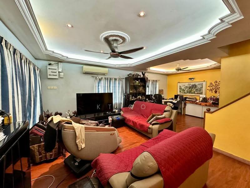 Rumah Teres 2-Tingkat untuk Dijual di Kota Kemuning (Shah Alam) - KT Go - Living Room - PropertyGuru.com.my