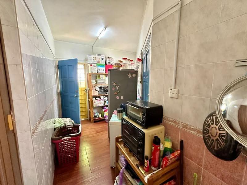 Rumah Teres 2-Tingkat untuk Dijual di Kota Kemuning (Shah Alam) - KT Go - Kitchen - PropertyGuru.com.my