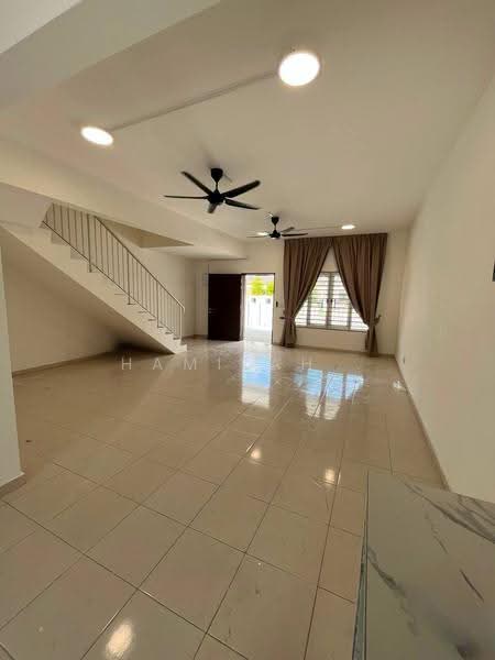 Terraced House for Rent in Sepang (Selangor) - Hamizah . - Living Room - PropertyGuru.com.my