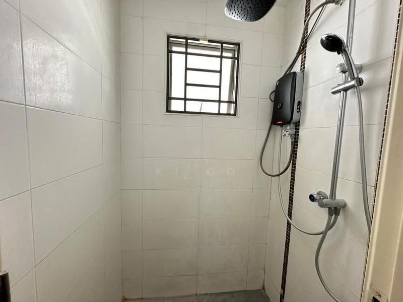 Rumah Teres 2-Tingkat untuk Dijual di Taman Meranti Jaya (Puchong) - KT Go - Bathroom - PropertyGuru.com.my