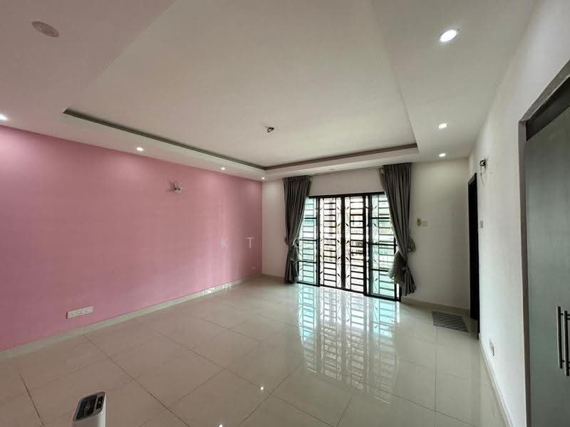 Rumah Teres 2.5-Tingkat untuk Dijual di Taman Meranti Jaya (Puchong) - KT Go - Living Room - PropertyGuru.com.my