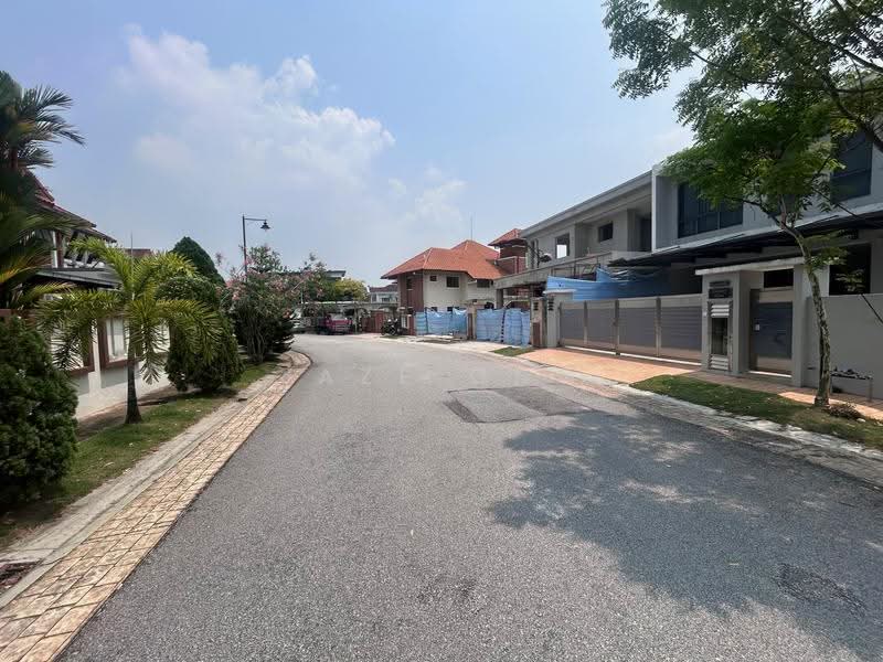 Semi-Detached House for Sale in Bandar Kinrara Seksyen 6 (Bandar Kinrara) - Jaze Ong - Exterior - PropertyGuru.com.my