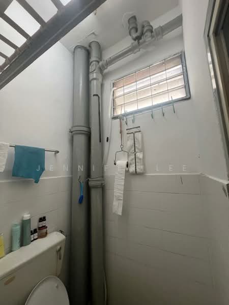 Pangsapuri untuk Dijual di Taman Boundary - Jennifer Lee - Bathroom - PropertyGuru.com.my