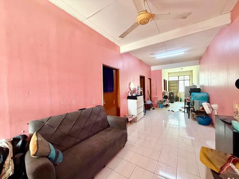 1-storey Terraced House for Sale in Tanjung Dua Belas (Jenjarom) - Nur Alia Omar - Living Room - PropertyGuru.com.my
