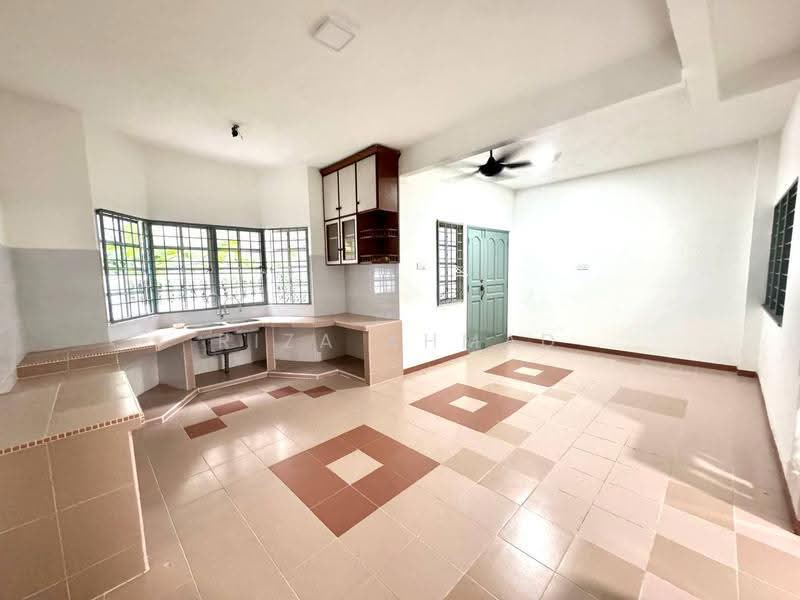Rumah Teres 1.5-Tingkat untuk Dijual di Sri Petaling (Kuala Lumpur) - Riza Ahmad - Kitchen - PropertyGuru.com.my
