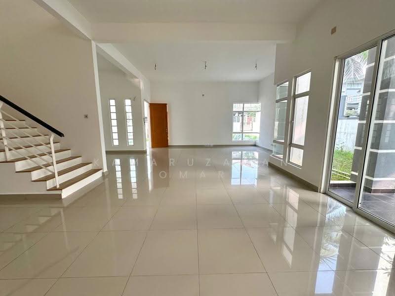 Rumah Berkembar untuk Dijual di Greenhill Residence (Shah Alam) - Kamaruzaman Omar - Living Room - PropertyGuru.com.my