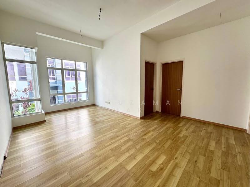 Rumah Berkembar untuk Dijual di Greenhill Residence (Shah Alam) - Kamaruzaman Omar - Living Room - PropertyGuru.com.my