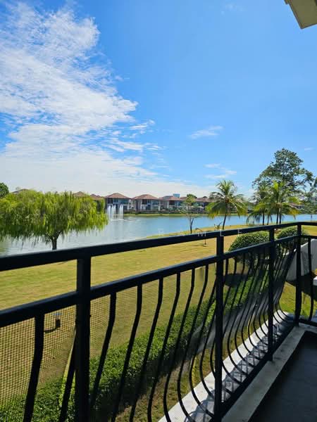 Twin Villas for Rent in Setia Eco Glades (Cyberjaya) - Aida Ramle - Balcony - PropertyGuru.com.my