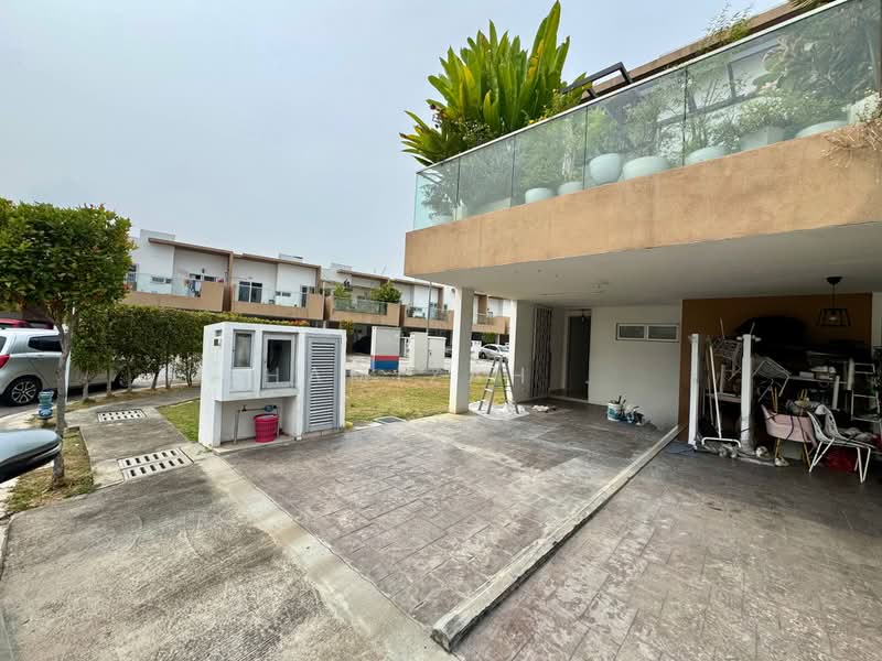 Rumah Bandar untuk Disewa di Cybersouth (Dengkil) - Hamizah . - Exterior - PropertyGuru.com.my