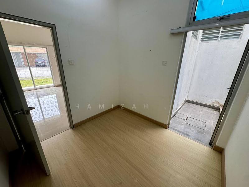 Rumah Bandar untuk Disewa di Cybersouth (Dengkil) - Hamizah . - PropertyGuru.com.my