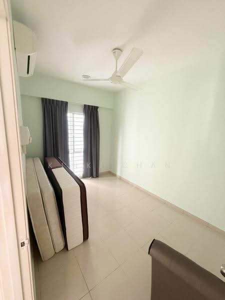 Kondominium untuk Dijual di The iResidence - KINKI CHAN - Bedroom - PropertyGuru.com.my