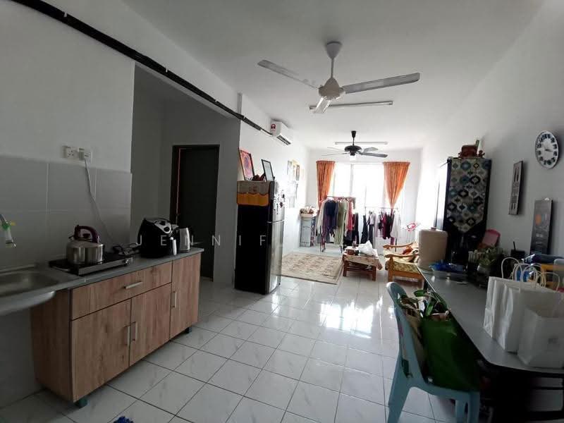 Pangsapuri untuk Dijual di The Rise Collection 2 - Jennifer Lee - Living Room - PropertyGuru.com.my