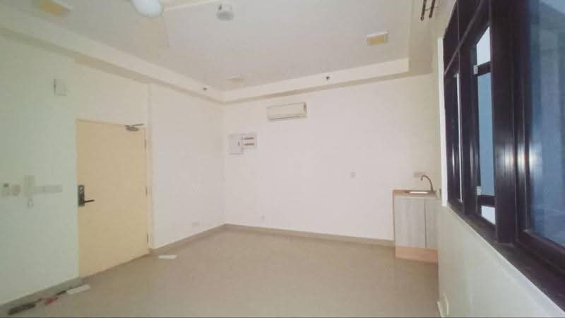 Service Residence for Sale at Meridin Executive Suites @ The Meridin - YC Fung - Interior - PropertyGuru.com.my