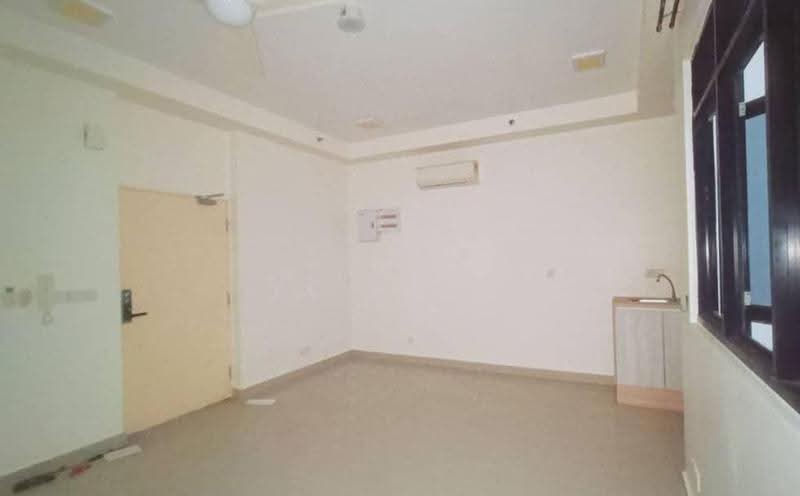 Service Residence for Sale at Meridin Executive Suites @ The Meridin - YC Fung - Interior - PropertyGuru.com.my