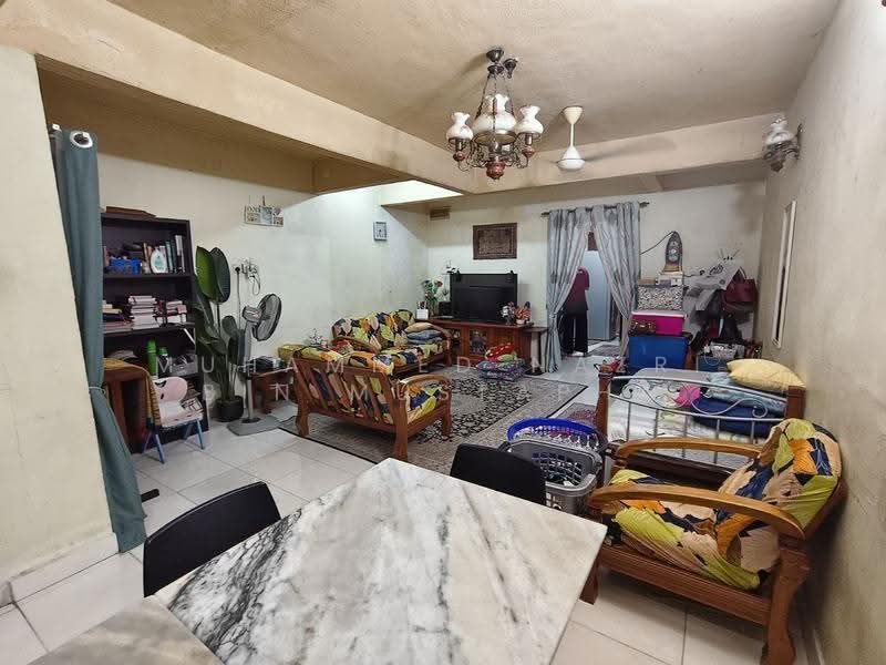 2-storey Terraced House for Sale in Taman Langat Jaya (Bangi) - Muhammed Nazri bin Mustapha - Living Room - PropertyGuru.com.my