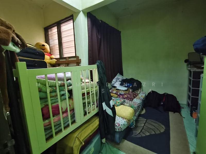 2-storey Terraced House for Sale in Taman Langat Jaya (Bangi) - Muhammed Nazri bin Mustapha - Bedroom - PropertyGuru.com.my
