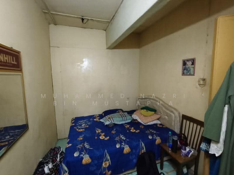 2-storey Terraced House for Sale in Taman Langat Jaya (Bangi) - Muhammed Nazri bin Mustapha - Bedroom - PropertyGuru.com.my