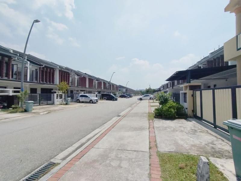 Rumah Teres 2-Tingkat untuk Dijual di Elmina (Shah Alam) - Kamaruzaman Omar - Exterior - PropertyGuru.com.my