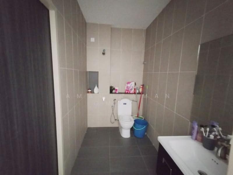 Rumah Teres 2-Tingkat untuk Dijual di Elmina (Shah Alam) - Kamaruzaman Omar - Bathroom - PropertyGuru.com.my