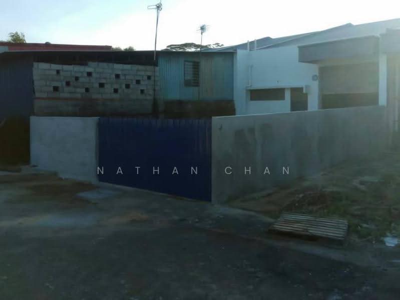 Terrace Factory for Sale in Bandar Seri Alam (Masai) - Nathan Chan - Exterior - PropertyGuru.com.my