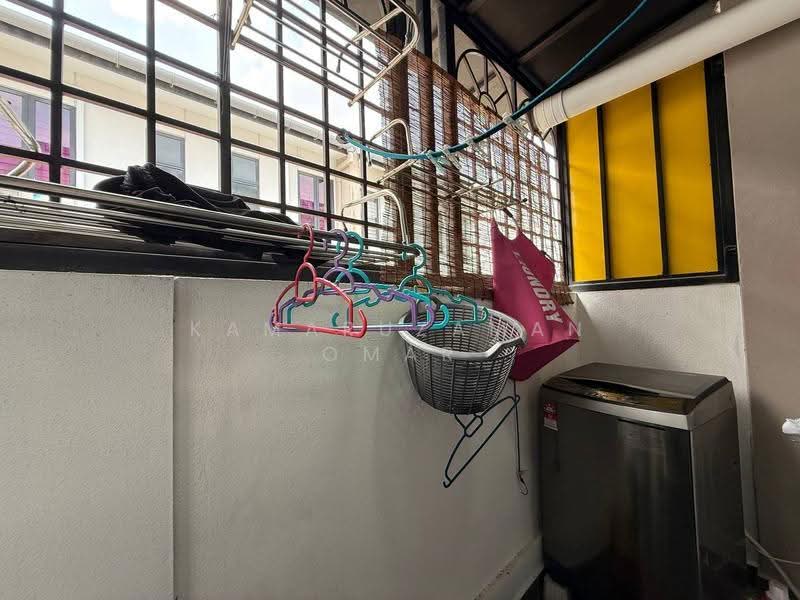Terraced House for Sale in Elmina (Shah Alam) - Kamaruzaman Omar - Balcony - PropertyGuru.com.my