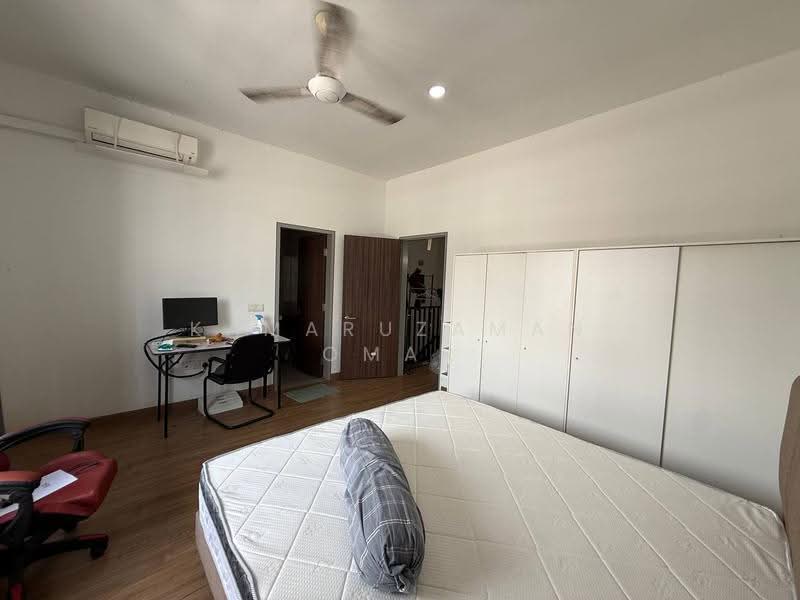Terraced House for Sale in Elmina (Shah Alam) - Kamaruzaman Omar - Bedroom - PropertyGuru.com.my