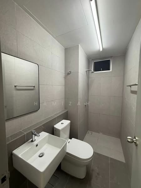 Kondominium untuk Disewa di Sanderling Lakefront - Hamizah . - PropertyGuru.com.my