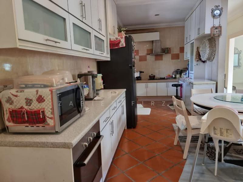 Rumah Berkembar untuk Dijual di Seksyen 7 (Shah Alam) - Zahier Firza - PropertyGuru.com.my