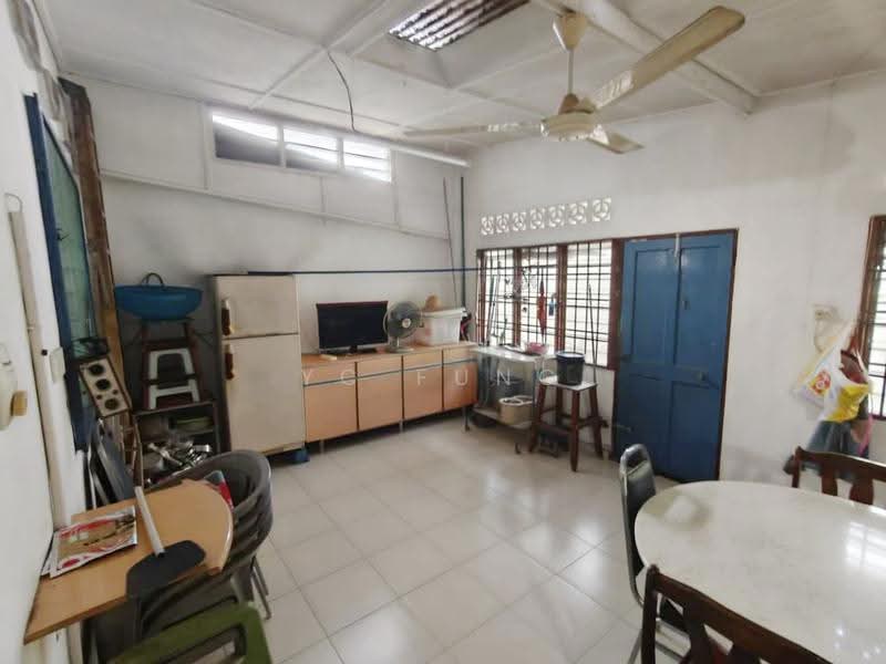 1-storey Terraced House for Sale in Taman Abad (Johor Bahru) - YC Fung - Kitchen - PropertyGuru.com.my
