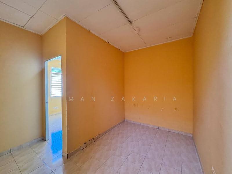 Rumah Teres 2-Tingkat untuk Dijual di Bandar Saujana Putra (Tanjong Duabelas) - AZMAN ZAKARIA - Interior - PropertyGuru.com.my