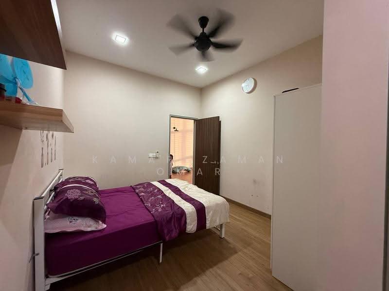 Terraced House for Sale in Elmina (Shah Alam) - Kamaruzaman Omar - Bedroom - PropertyGuru.com.my
