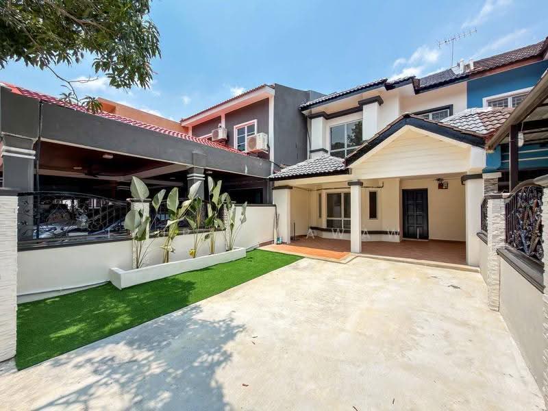 2-storey Terraced House for Sale in Sungai Buloh (Selangor) - Fauran Nawawi - PropertyGuru.com.my