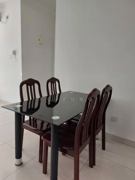 Service Residence for Sale at Pangsapuri Tanah Emas (Golden Sands) - YC Fung - Dining Room - PropertyGuru.com.my
