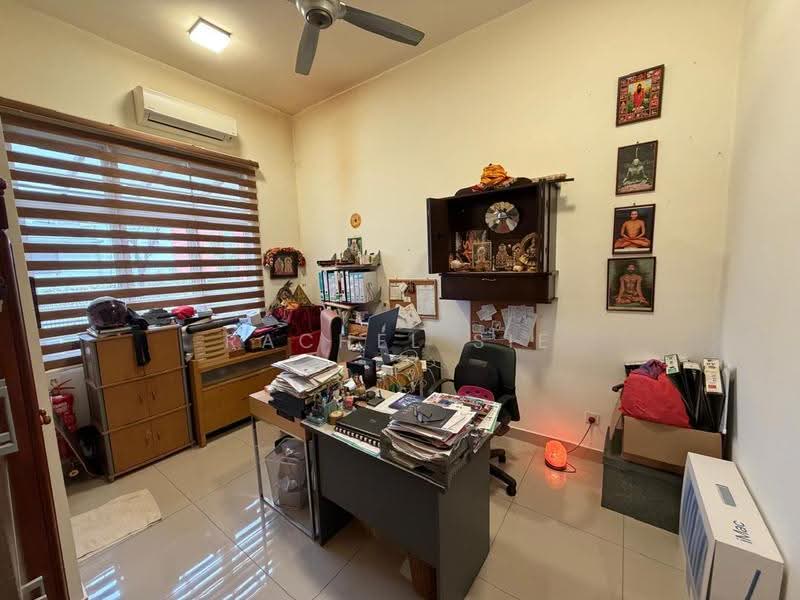 Rumah Teres 2-Tingkat untuk Dijual di Klang (Selangor) - Rachel Sie - Study - PropertyGuru.com.my