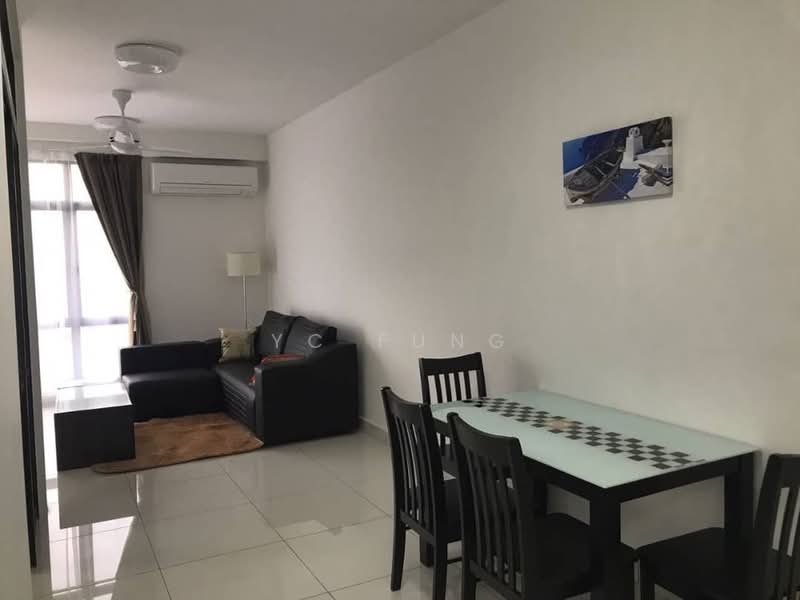 Kediaman Servis untuk Dijual di Residences @ 1 Tebrau - YC Fung - Living Room - PropertyGuru.com.my