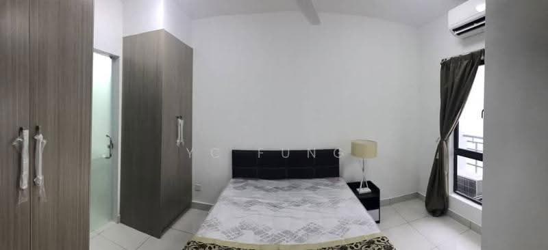 Kediaman Servis untuk Dijual di Residences @ 1 Tebrau - YC Fung - Bedroom - PropertyGuru.com.my