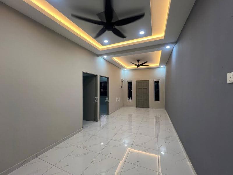 Rumah Teres 1-Tingkat untuk Dijual di Taman Bernam Baru (Tanjung Malim) - Zann Fauzan - Interior - PropertyGuru.com.my