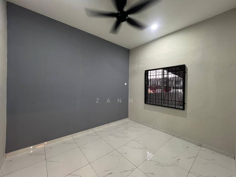 Rumah Teres 1-Tingkat untuk Dijual di Taman Bernam Baru (Tanjung Malim) - Zann Fauzan - Interior - PropertyGuru.com.my