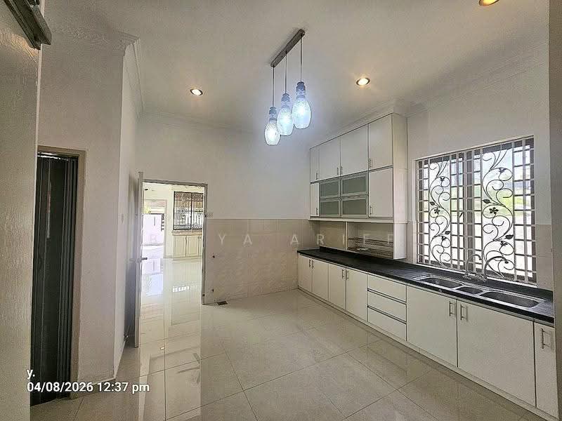 Bungalow House for Sale in Bandar Seri Putra (Bangi) - BILYA ARIFF - Kitchen - PropertyGuru.com.my