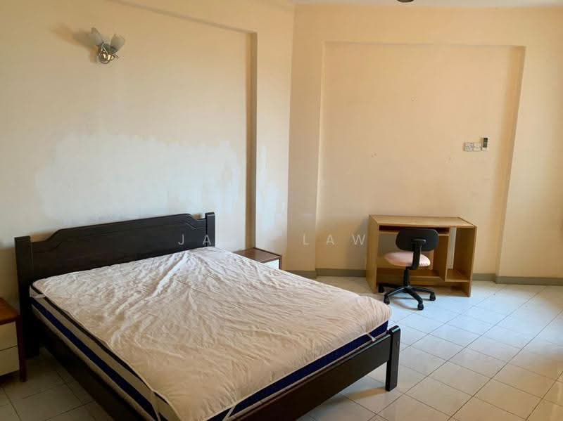 Condominium for Rent at Marina Bay Condominium - Jack Law - Bedroom - PropertyGuru.com.my